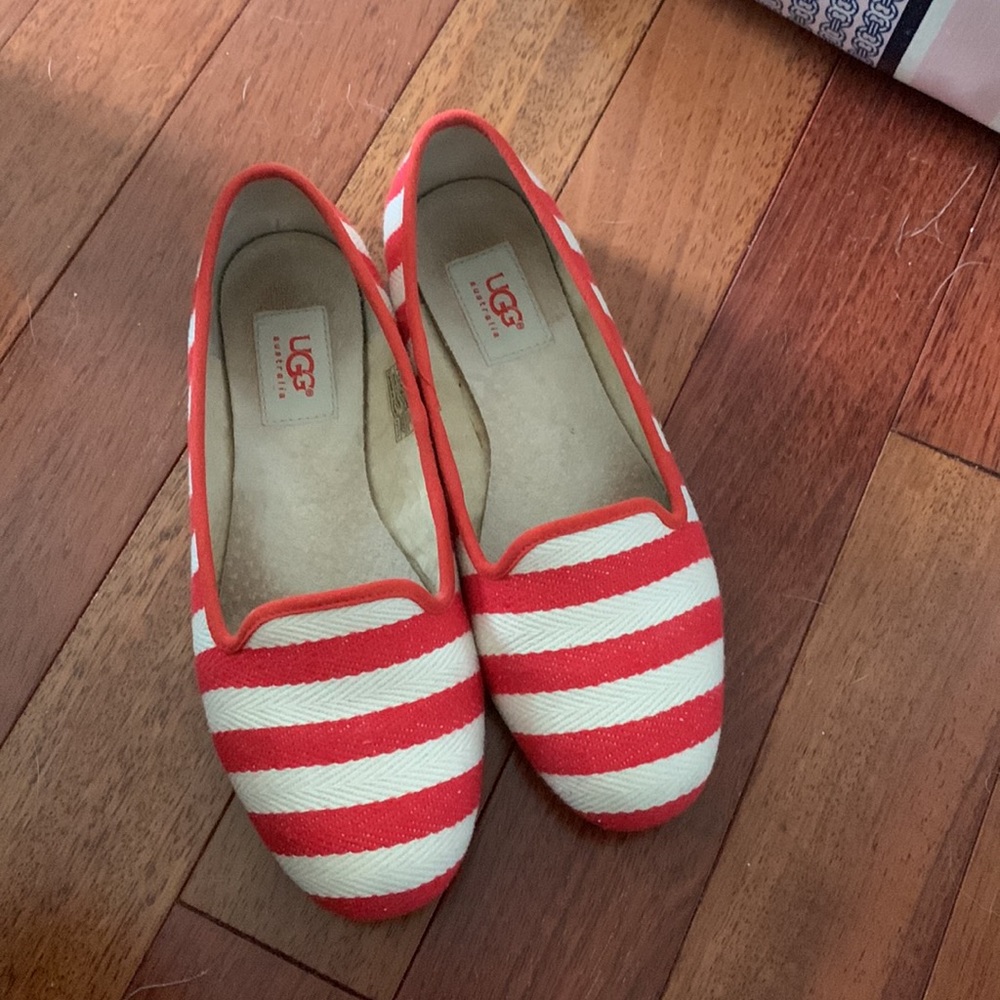 UGG flat